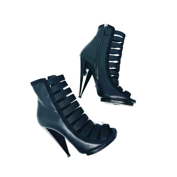 Gucci Black Caged Nappa Kid Scamosciato Elastic Olimpia Open Toe Booties 36.5 - Picture 3 of 10